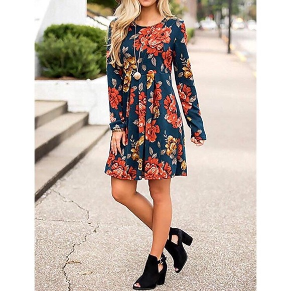 Kayden Blue Long sleeve Floral Tunic - Picture 3 of 3